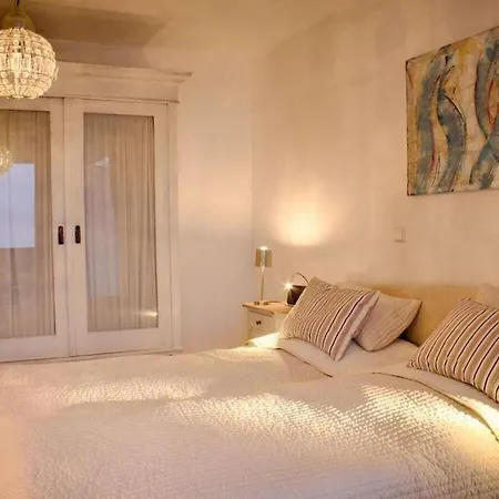 House On The Comfortable