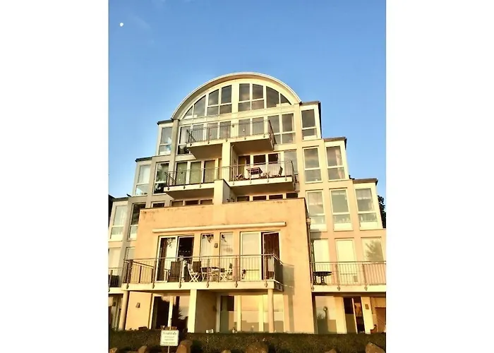 House On The Comfortable